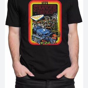 Stranger Things unisex cotton crew neck black T-shirt collage graphic Size Med